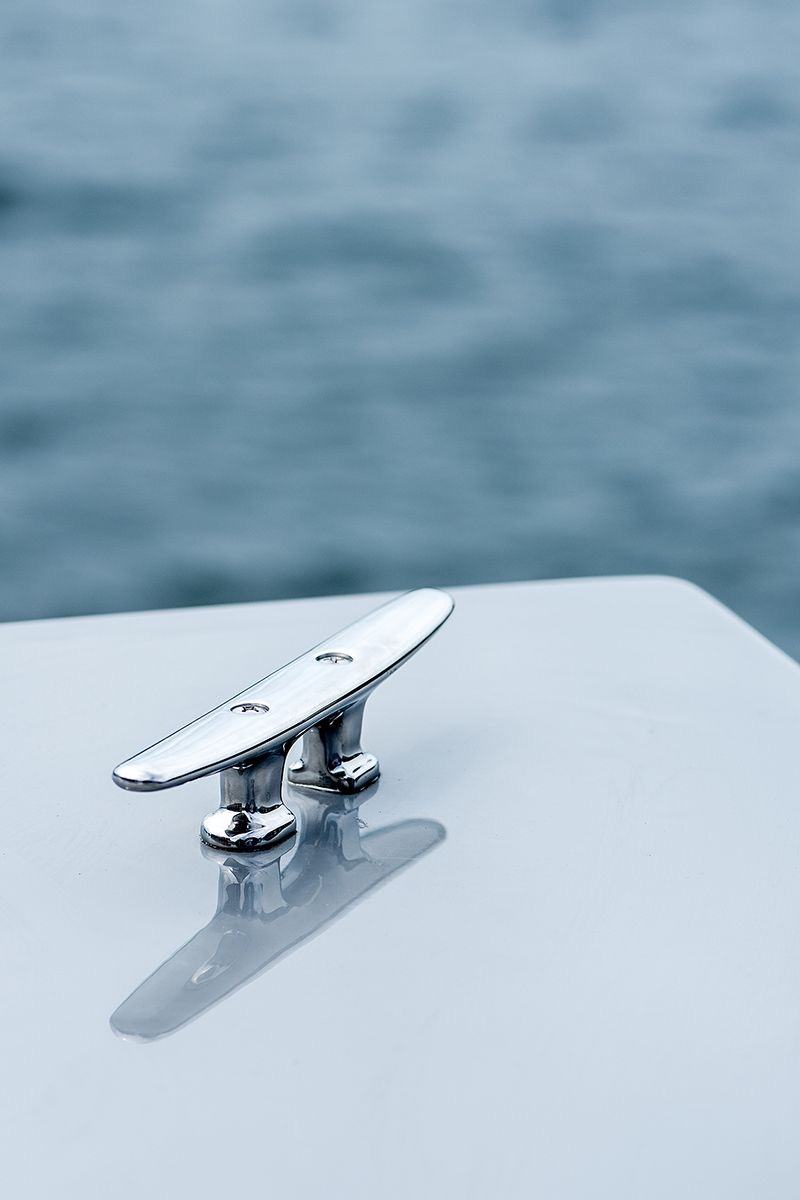 A single cleat, clean and simple